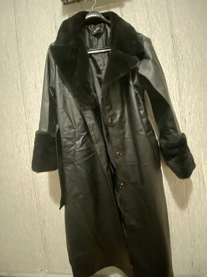 Kadın Siyah Deri Uzun Kürklü Trençkot - Görsel 5