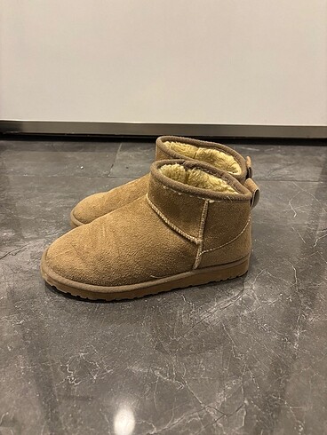 38 Beden camel Renk Camel renk ugg