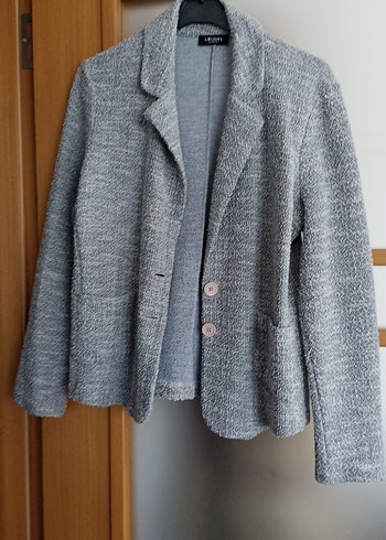 Gri Kadın Düğmeli Keten Blazer Ceket