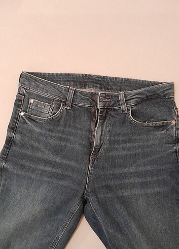 28 Beden lacivert Renk C&A jean pantolon