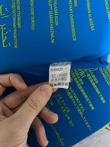 2 Yaş Beden kırmızı Renk Speedo yüzme yeleği