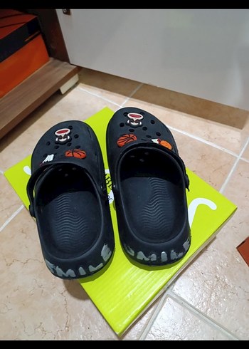 Siyah Erkek Çocuk Kaydırmaz Terlikler - Görsel 3