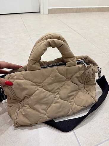 Zara puffer canta