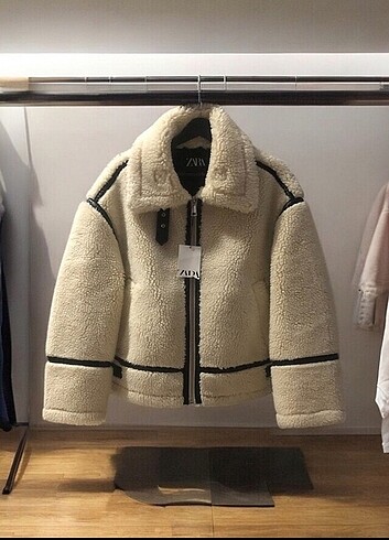 Zara mont