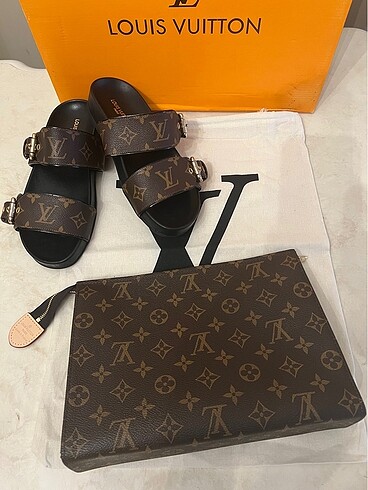 Louis vuitton poche toilette