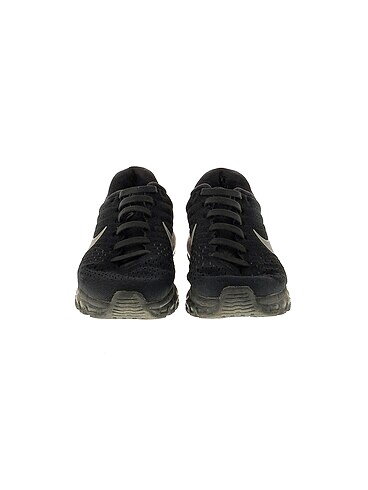 37 Beden Nike Spor Ayakkabı %70 İndirimli.