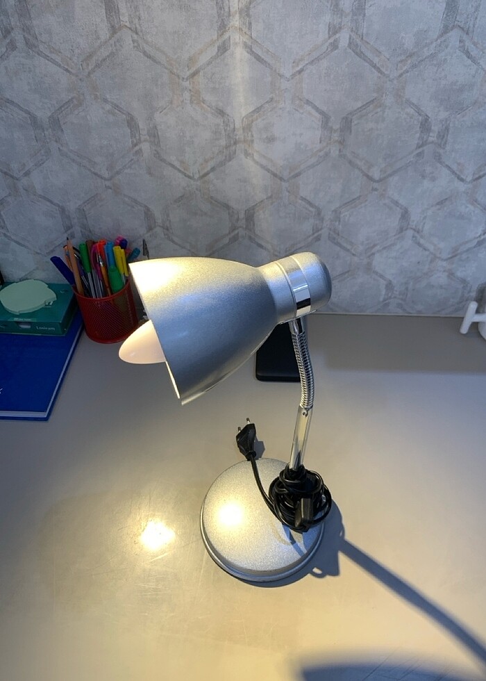 Kablolu Masa Lambası - Görsel 3