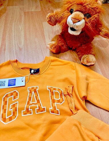 Gap Gap eşofman takım 4-5 yaş