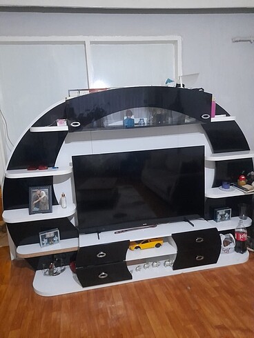 Tv ünite