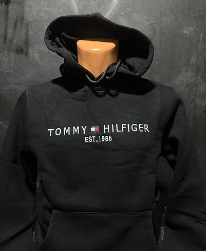 TOMMY HILFIGER SWEATSHİRT