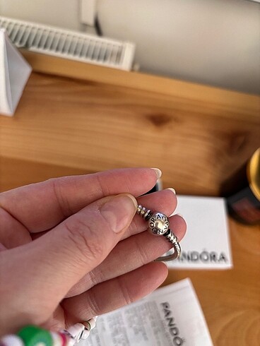 Beden gri Renk Pandora Kalp Klipsli Bileklik