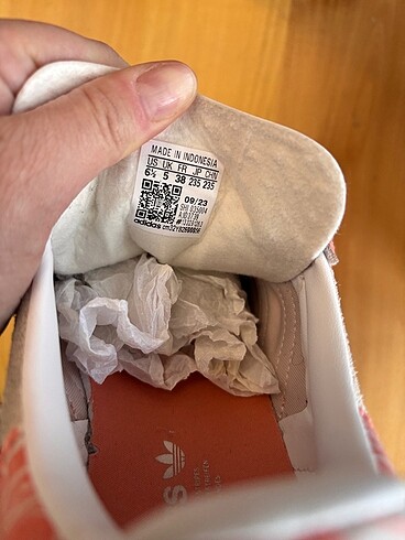 38 Beden Orjinal adidas spor ayakkabı