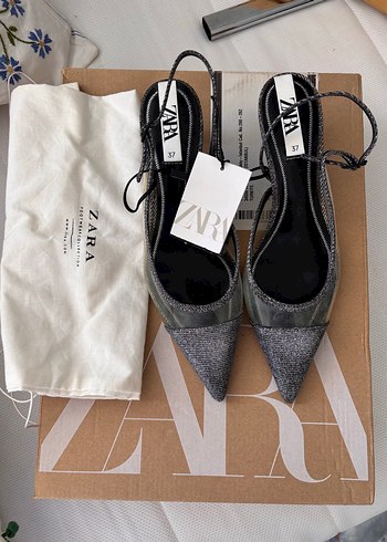 Zara Gri Denim Tokalı İnce Topuklu Kadın Ayakkabı