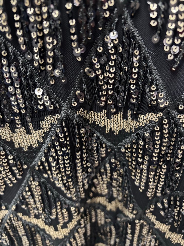 Püsküllü Nakışlı Siyah Midi Elbise - Görsel 2