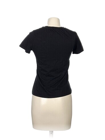 xs Beden F&F T-shirt %70 İndirimli.