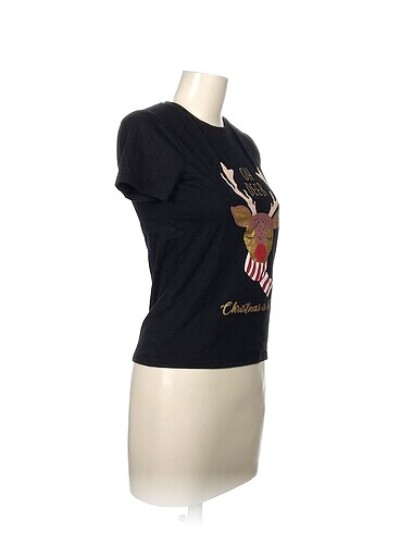 F&F F&F T-shirt %70 İndirimli.