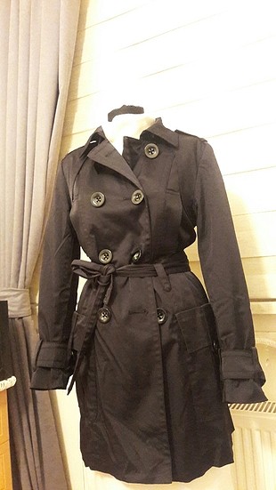 ZARA TRENCKOT