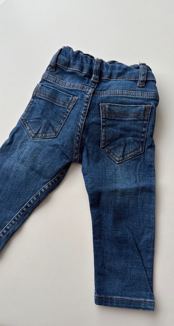 Erkek Çocuk Mavi Kemerli Dar Kesim Kot Pantolon - Görsel 5