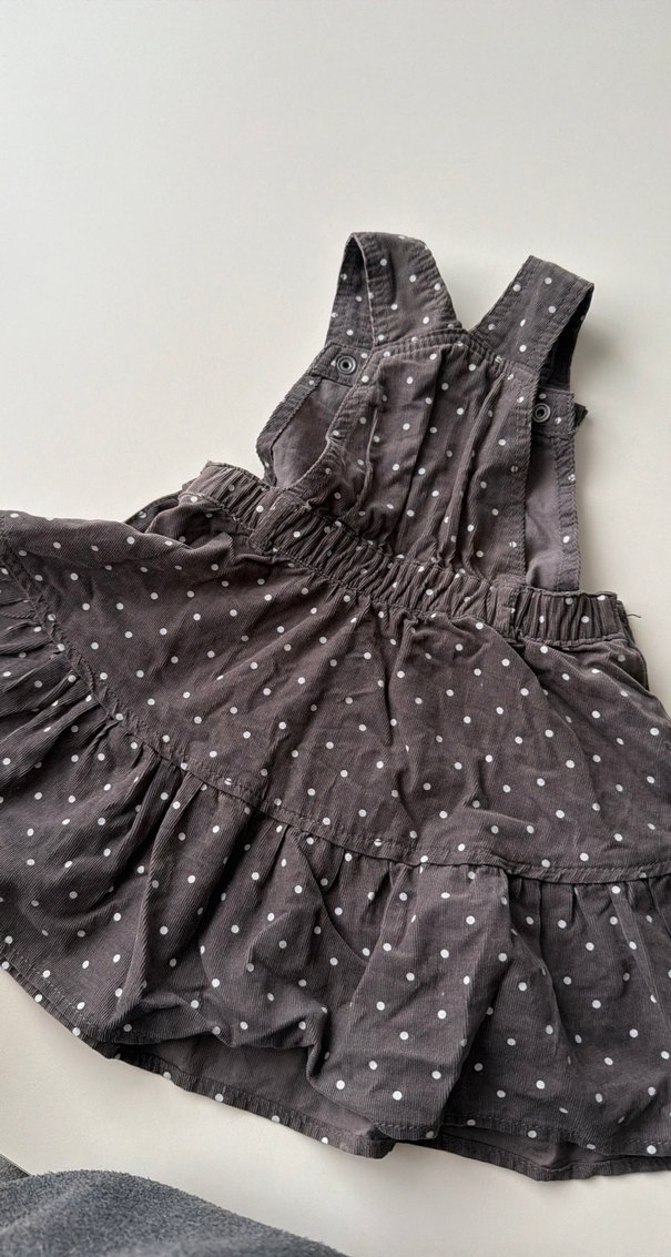 Gri Puantiyeli Askılı Kız Elbisesi - Görsel 4