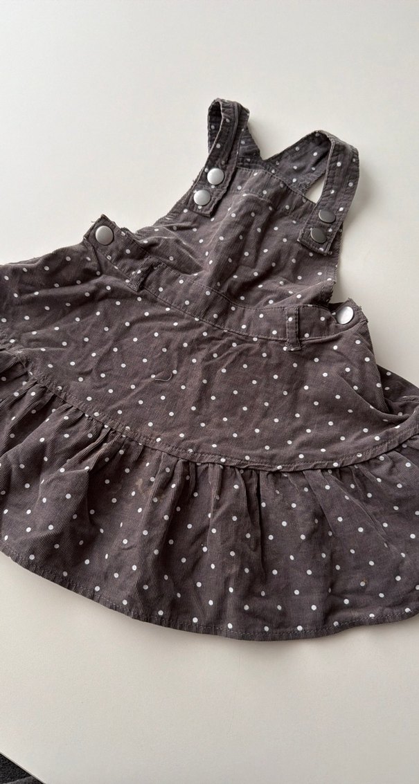 Gri Puantiyeli Askılı Kız Elbisesi - Görsel 3