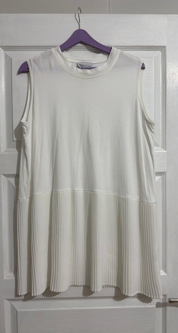 Kadın Beyaz Kolsuz Pilili Midi Tunik aybikestil marka - Görsel 2