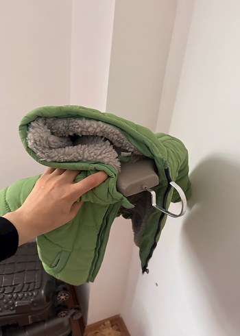 Düğmeli Yeşil Erkek Çocuk Mont - Görsel 4