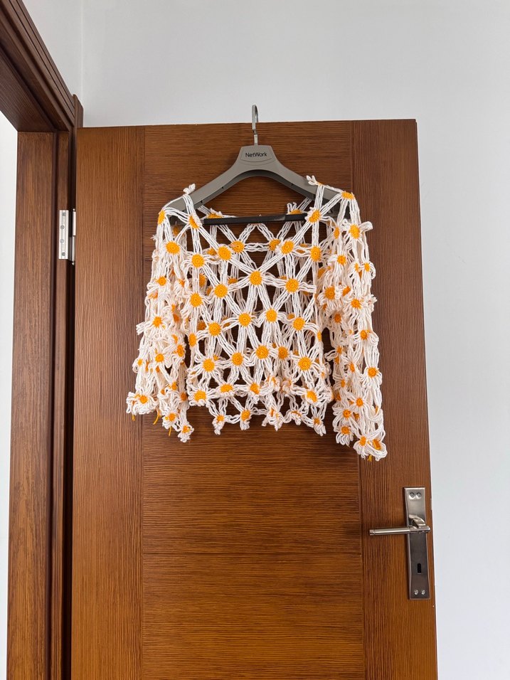 El yapımı papatya bluz - Görsel 2