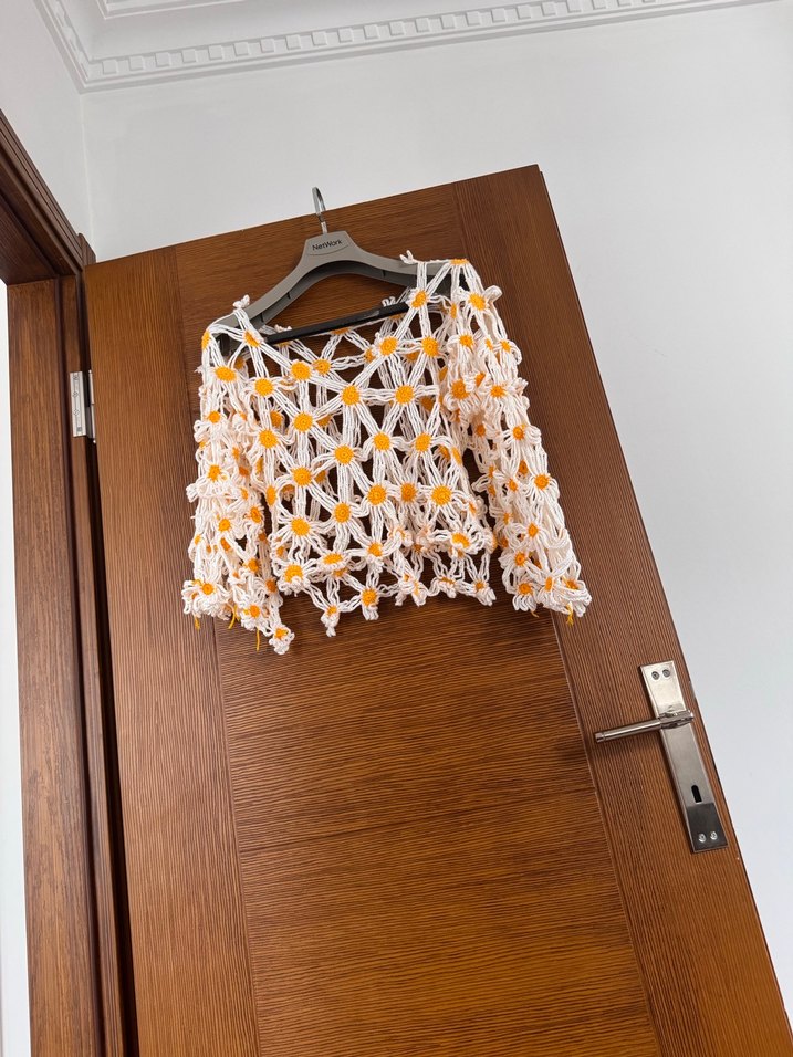 El yapımı papatya bluz - Görsel 3