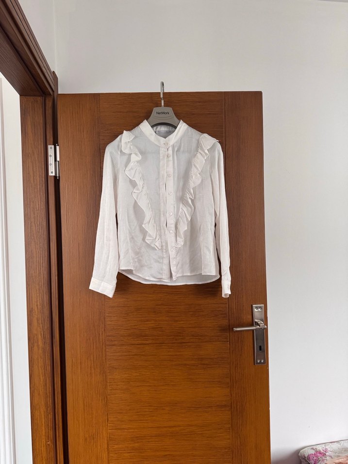 Fırfırlı Beyaz Keten Kadın Gömlek - Görsel 2