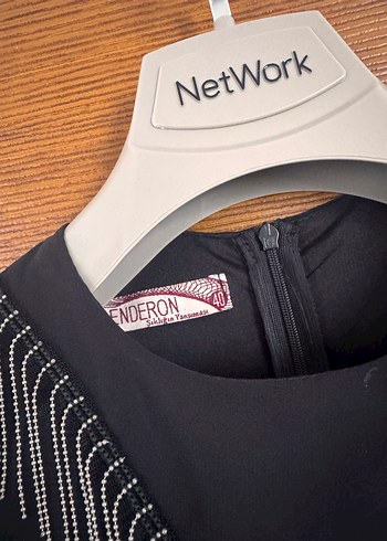 Siyah Piliseli Uzun Gotik Elbise - Görsel 2