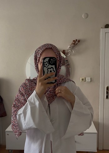 Zara Uzun Kollu, V Yakalı Beyaz Keten Gömlek