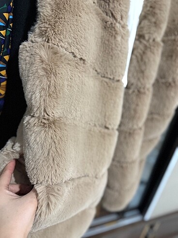 Pierrecardin kürk yelek - Görsel 8