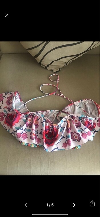 Bikini üstü