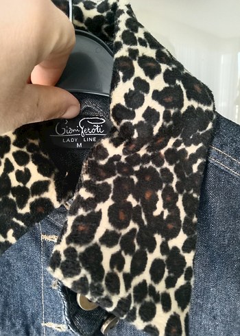 Leopar Yakalı Kadın Kot Ceket - Görsel 3