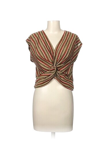 Zara T-shirt %70 İndirimli.