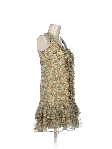 Batik Batik Kısa Elbise %70 İndirimli.