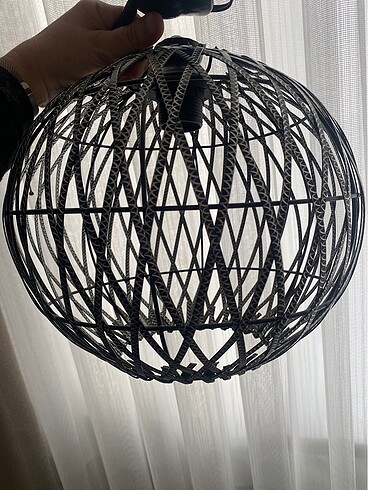 Beden siyah Renk Siyah metal hasır model küre avize
