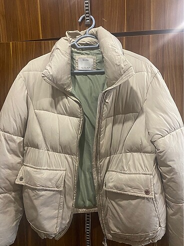 Bershka şişme mont