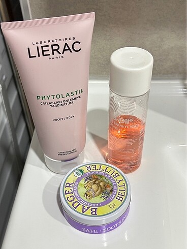 Lierac jel/ Badger Balm/ Bio-oil çatlak