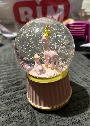 Pembe Geyik Figürlü Kar Küresi - Görsel 2