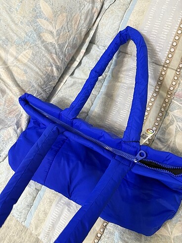  Beden pull and bear saks mavisi canta
