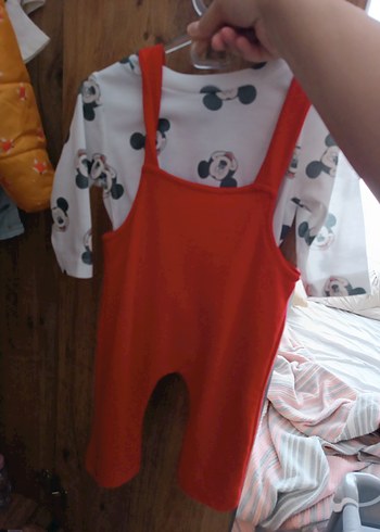 Renkli Baskılı Erkek Çocuk Kırmızı Tulum - Görsel 2