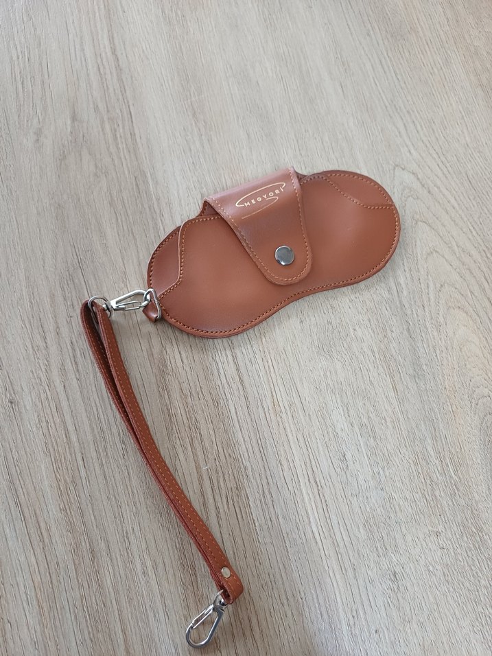 Kahverengi Deri Gözlük Kılıfı - Görsel 2