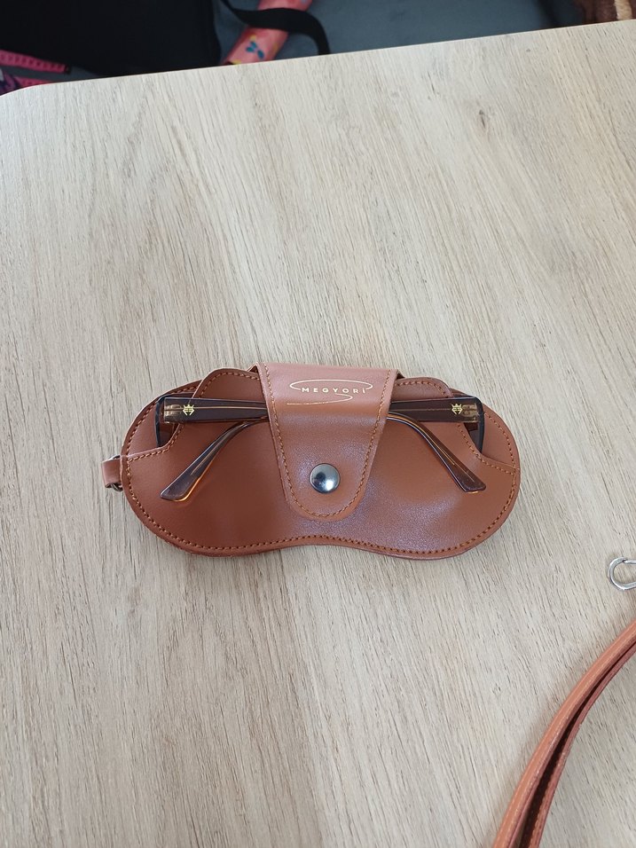 Kahverengi Deri Gözlük Kılıfı - Görsel 5