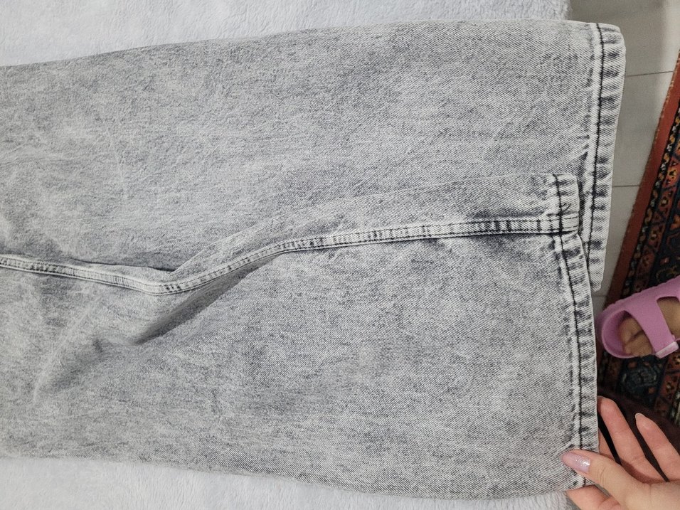 TrendYol Gri Düğmeli Kadın Jean - Görsel 3