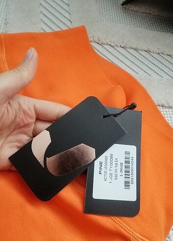 Zara TAYT