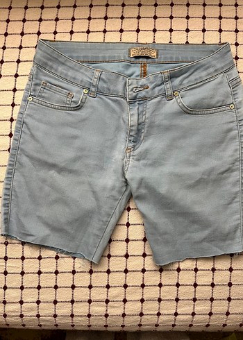 LC Waikiki m