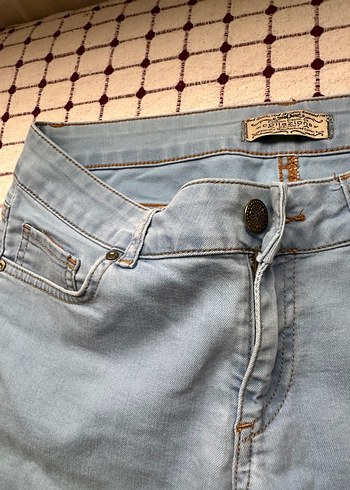 Gri Mini Denim Kadın Şort - Görsel 2