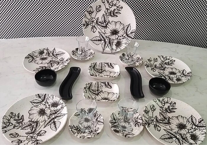 Diğer Keramika Keraart 19 Parça 4 Kişilik Desenli Kahvaltı Takımı Siya