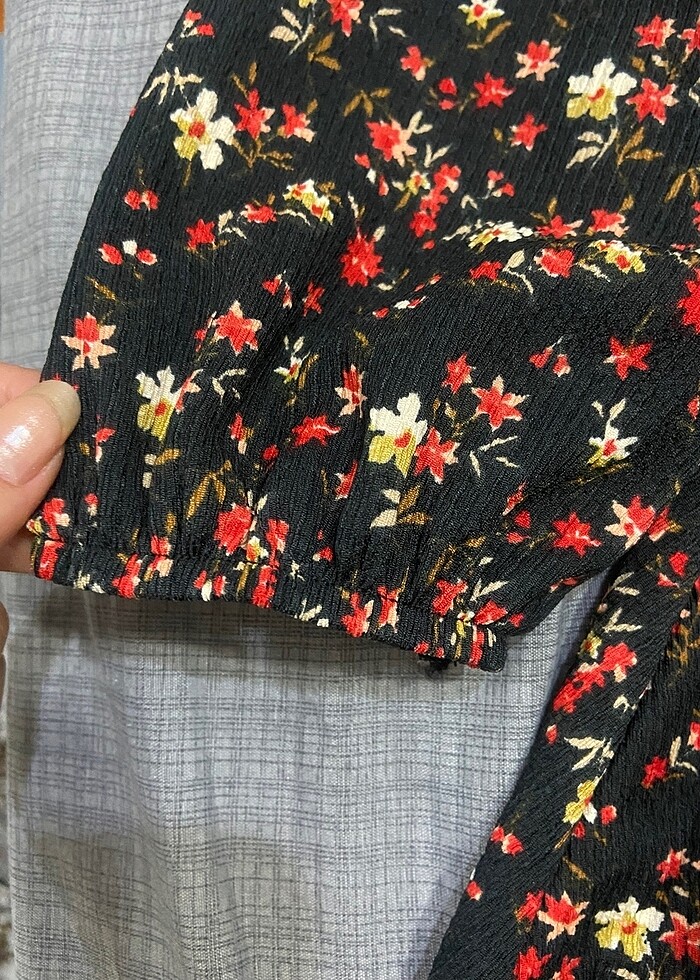 Çiçekli baharlık elbise - Görsel 4